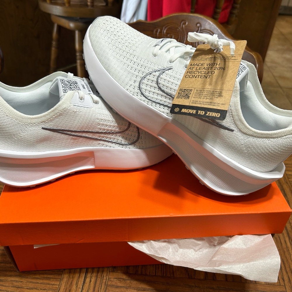 Nike Interact (New with tags) all white